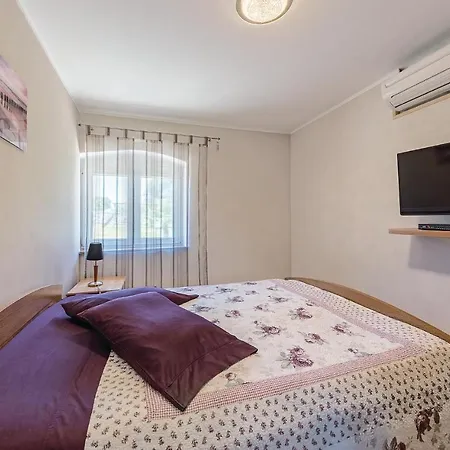 Holiday home Amazing In With Wifi Barban